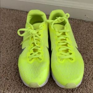 Nike Air Max Sequent 2